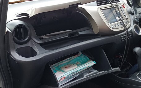 Honda Fit III, 2011 год, 750 000 рублей, 24 фотография