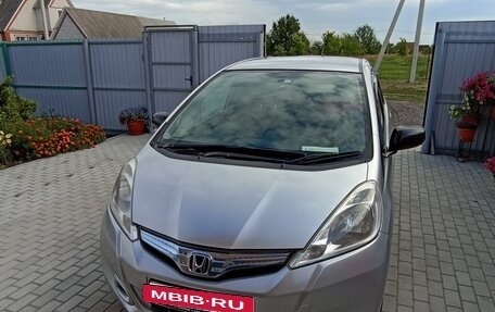 Honda Fit III, 2011 год, 750 000 рублей, 19 фотография