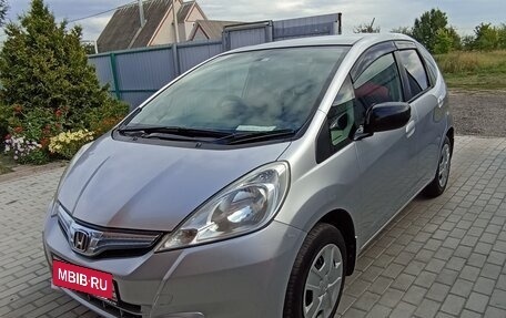 Honda Fit III, 2011 год, 750 000 рублей, 18 фотография