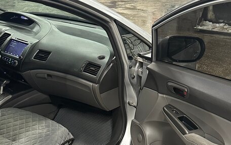 Honda Civic VIII, 2007 год, 750 000 рублей, 13 фотография