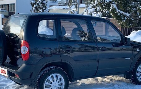 Chevrolet Niva I рестайлинг, 2011 год, 585 000 рублей, 6 фотография