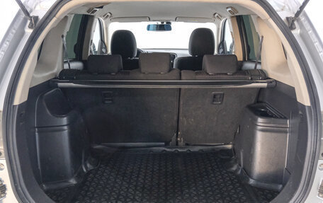 Mitsubishi Outlander III рестайлинг 3, 2013 год, 1 399 000 рублей, 23 фотография