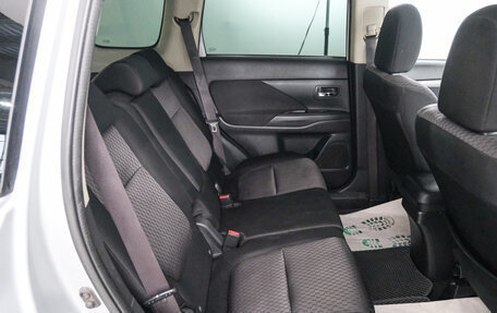 Mitsubishi Outlander III рестайлинг 3, 2013 год, 1 399 000 рублей, 22 фотография
