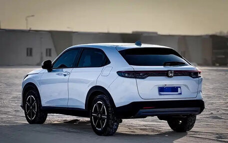 Honda Vezel, 2023 год, 1 639 004 рублей, 6 фотография