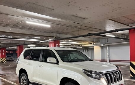 Toyota Land Cruiser Prado 150 рестайлинг 2, 2017 год, 4 500 000 рублей, 1 фотография