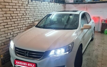 Honda Accord IX рестайлинг, 2013 год, 1 600 000 рублей, 5 фотография