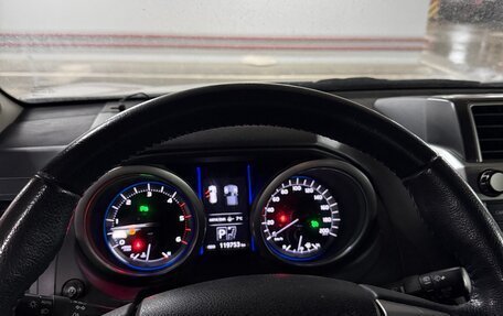 Toyota Land Cruiser Prado 150 рестайлинг 2, 2017 год, 4 500 000 рублей, 9 фотография