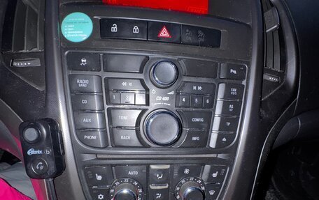 Opel Astra J, 2011 год, 500 000 рублей, 2 фотография