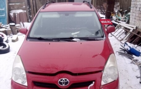 Toyota Corolla Verso I, 2008 год, 450 000 рублей, 4 фотография