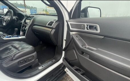 Ford Explorer VI, 2013 год, 2 099 000 рублей, 13 фотография