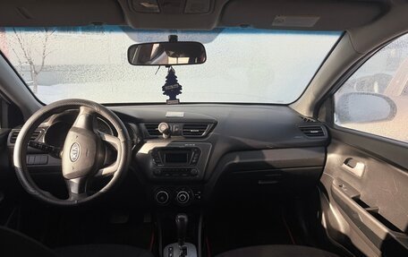 KIA Rio III рестайлинг, 2013 год, 700 000 рублей, 6 фотография