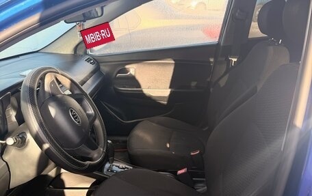 KIA Rio III рестайлинг, 2013 год, 700 000 рублей, 5 фотография