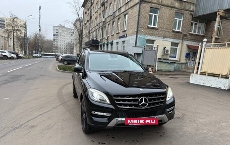 Mercedes-Benz M-Класс, 2012 год, 2 600 000 рублей, 3 фотография