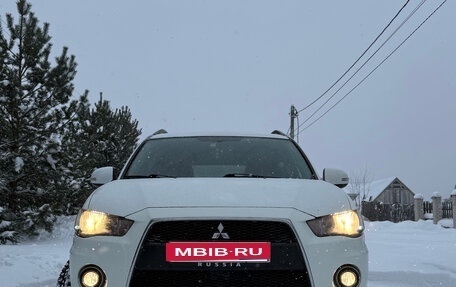 Mitsubishi Outlander III рестайлинг 3, 2010 год, 1 200 000 рублей, 1 фотография