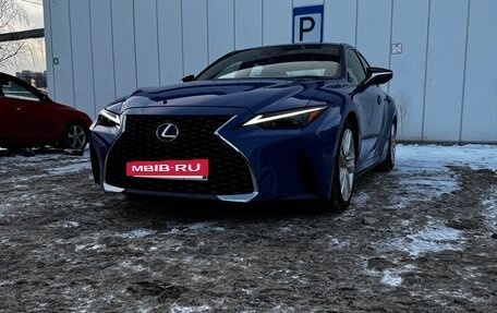 Lexus IS III, 2021 год, 4 450 000 рублей, 2 фотография