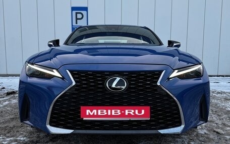 Lexus IS III, 2021 год, 4 450 000 рублей, 9 фотография