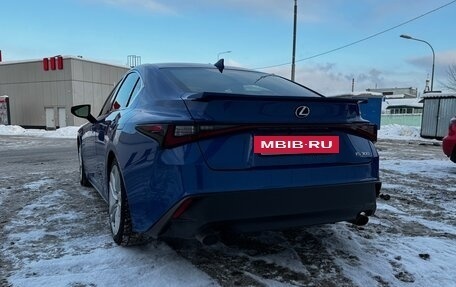 Lexus IS III, 2021 год, 4 450 000 рублей, 15 фотография