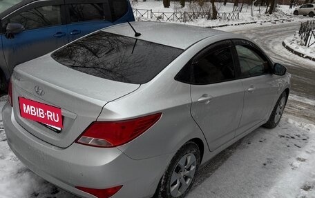 Hyundai Solaris II рестайлинг, 2016 год, 1 100 000 рублей, 5 фотография