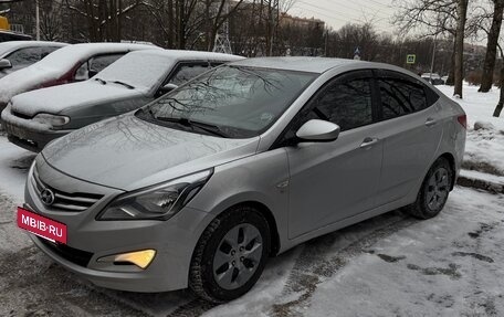 Hyundai Solaris II рестайлинг, 2016 год, 1 100 000 рублей, 2 фотография