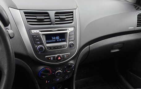 Hyundai Solaris II рестайлинг, 2016 год, 1 100 000 рублей, 11 фотография