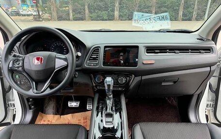 Honda Vezel, 2022 год, 1 348 004 рублей, 11 фотография