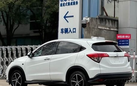 Honda Vezel, 2022 год, 1 348 004 рублей, 4 фотография