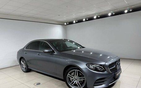 Mercedes-Benz E-Класс, 2019 год, 3 490 000 рублей, 3 фотография