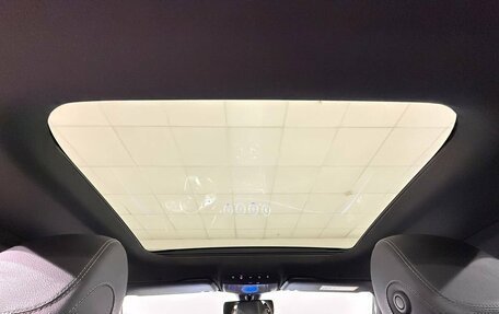 Mercedes-Benz E-Класс, 2019 год, 3 490 000 рублей, 19 фотография