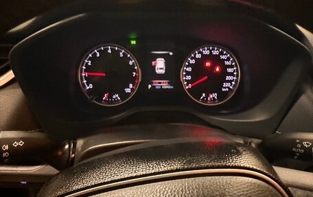 Toyota RAV4, 2019 год, 3 900 000 рублей, 6 фотография