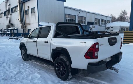 Toyota Hilux VIII, 2021 год, 4 550 000 рублей, 5 фотография