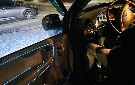 Chrysler Voyager IV, 2002 год, 400 000 рублей, 2 фотография