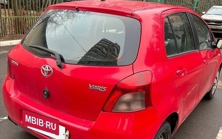 Toyota Yaris III рестайлинг, 2007 год, 550 000 рублей, 3 фотография