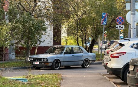 BMW 5 серия, 1983 год, 450 000 рублей, 6 фотография