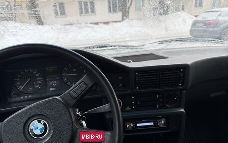 BMW 5 серия, 1983 год, 450 000 рублей, 9 фотография