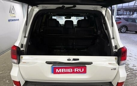 Toyota Land Cruiser 200, 2016 год, 5 999 000 рублей, 9 фотография