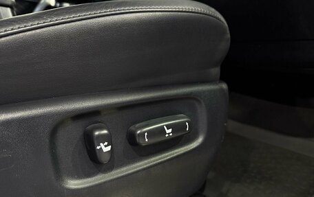 Toyota Land Cruiser 200, 2016 год, 5 999 000 рублей, 29 фотография