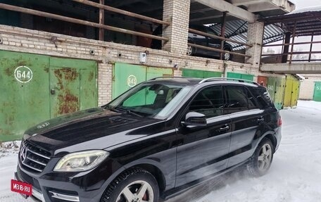 Mercedes-Benz M-Класс, 2013 год, 2 850 000 рублей, 2 фотография