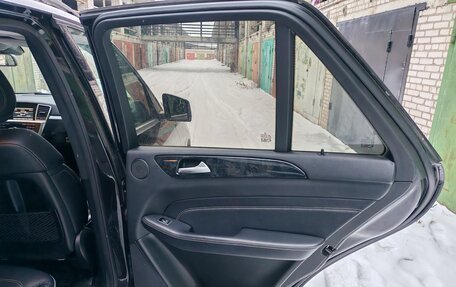 Mercedes-Benz M-Класс, 2013 год, 2 850 000 рублей, 24 фотография