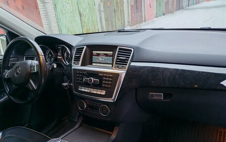 Mercedes-Benz M-Класс, 2013 год, 2 850 000 рублей, 30 фотография