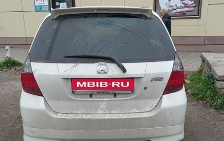 Honda Fit III, 2003 год, 350 000 рублей, 4 фотография