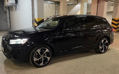 Audi Q7, 2024 год, 10 000 000 рублей, 3 фотография