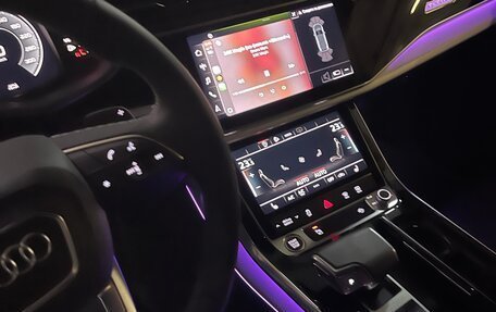 Audi Q7, 2024 год, 10 000 000 рублей, 16 фотография