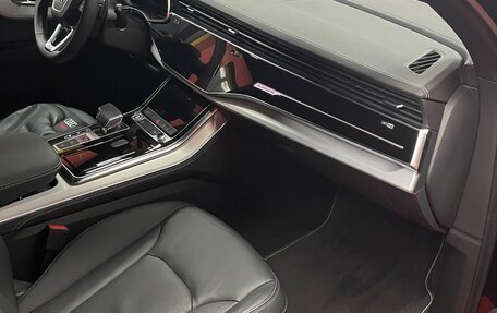 Audi Q7, 2024 год, 10 000 000 рублей, 10 фотография