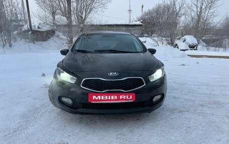 KIA cee'd III, 2013 год, 900 000 рублей, 11 фотография