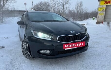 KIA cee'd III, 2013 год, 900 000 рублей, 10 фотография