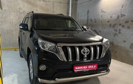 Toyota Land Cruiser Prado 150 рестайлинг 2, 2014 год, 4 100 000 рублей, 1 фотография