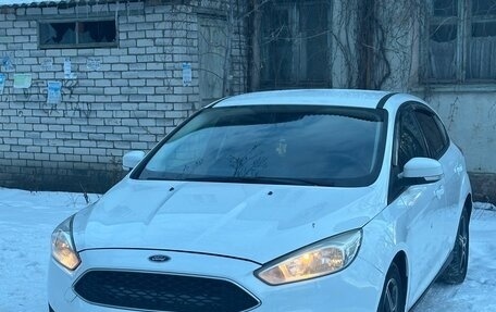 Ford Focus III, 2015 год, 930 000 рублей, 1 фотография