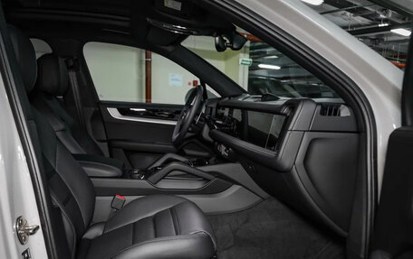 Porsche Cayenne III, 2025 год, 18 490 000 рублей, 14 фотография