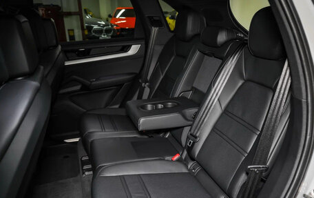 Porsche Cayenne III, 2025 год, 18 490 000 рублей, 25 фотография