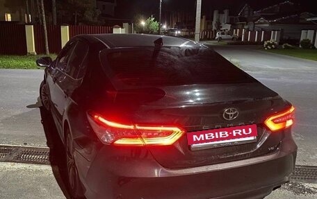 Toyota Camry, 2019 год, 3 500 000 рублей, 2 фотография